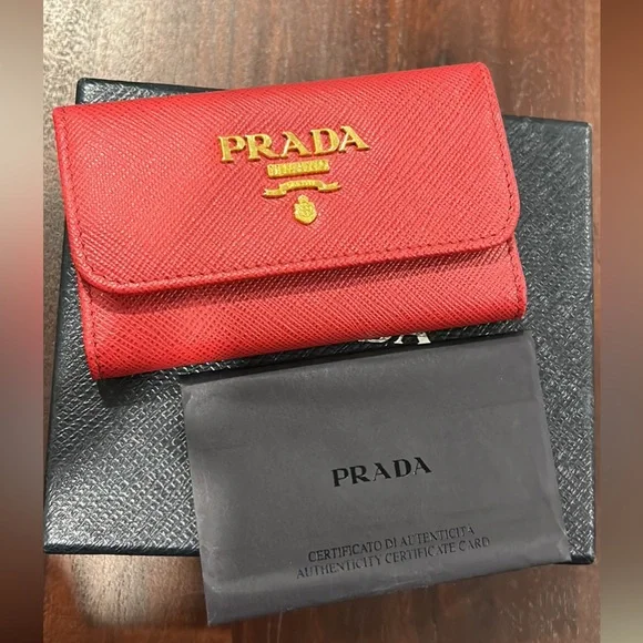 Prada key bag sale